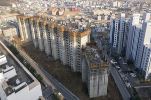 칠곡군, 20년 방치 ‘북삼 JK아파트’ 철거 본격화