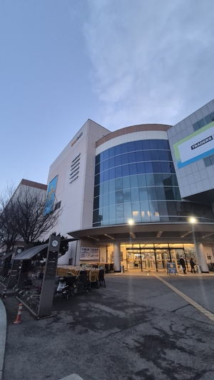 이마트, ‘스타필드 마켓’ 5호점 낸다…월계점 리뉴얼 돌입