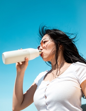 수분 섭취 관리 및 건강 데이터 기록 지원 등 건강지능 갖춘 웰니스 제품 수요 확대