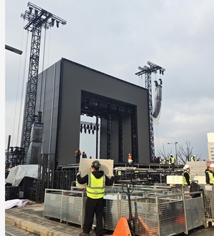 “출입구 29개로 막았다”… 광화문, BTS 공연에 ‘폐쇄형 도시’ 실험