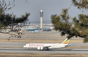 (단독) 1년 넘게 묶였던 ‘민·군 하늘길’ 활짝 열린다