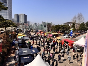 [부천 톺아보기] ‘부천 페스타-봄’…5월까지 봄꽃-문화행사 만개