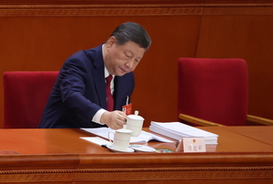 중국 올해 성장률 목표 4.5~5%로 제시…4년만 첫 하향