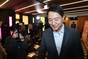 오세훈, 추가 접수도 ‘패스’…‘지는 게임’ 대신 ‘당권’ 노리나