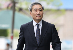 “공백 우려에 결론 냈다”...신현송 한은총재 후보 청문보고서 채택