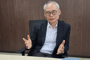 [인터뷰 ] “미래 항공우주 인재 키우고, 탄소규제 해법 제시하겠다”