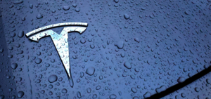 BMW·벤츠 제친 테슬라…수입차 독일시대 저문다