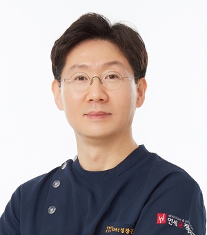 [전문의 칼럼] 어깨 아프고 팔이 안 올라가면 ‘회전근개 파열’ 의심해야