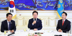 정부, 피해지원금 해외 사례 공개…‘포퓰리즘’ 논란 의식했나