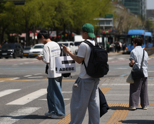 벌써 덥다… 낮 최고기온 26도까지 올라