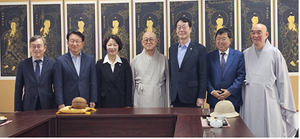 민주당 정명근 화성시장 후보, 추미애 경기도지사 후보와 용주사 회동