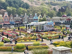 [현장] 50주년 에버랜드, 국내 대표 튤립축제로 ‘여전한 존재감’