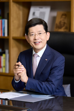 BNK금융, 동남권 해양금융 투자 가속…빈대인 2기 체질 변화