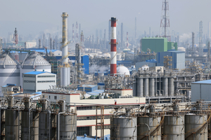 데드라인 넘긴 ‘석유화학 재편’…중동사태 장기화로 지체되나