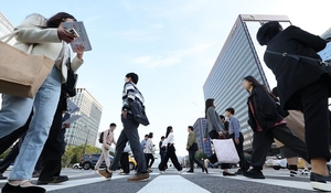 기업들 “좀 나아졌나?”...재고 소진이 만든 기업 체감경기 반등