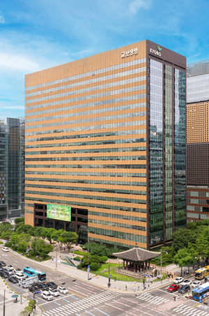 [보험사 풍향계] ETF 전략 통했다...교보생명, 퇴직연금 수익률 1위 外