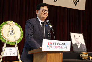 재보선 판 키우는 민주당…‘송영길·이광재’ 띄우고, ‘김용’은 고심