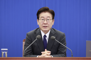 李대통령 “노조의 과도한 요구…나만 살자 안돼”