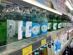 술 줄이는 사회…초저가·저도주·이색 맛으로 ‘酒心 잡기’