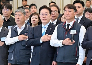 63년 만에 ‘노동절’ 이름 되찾자…노사정 한자리에, 이례적 장면 연출