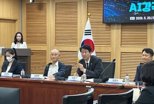 피지컬AI 확산 기대와 우려…정부 “연말까지 노동 AI가이드라인 마련”
