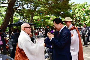주낙영 경주시장 후보, 불국사 대법요식 참석…“화합·상생의 경주 만들 것”