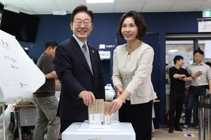 이재용 회장 사전투표 공개…연예인은 누가 했나 보니