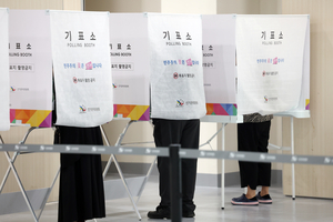 ‘소중한 한 표’ 6·3 지방선거 사전투표…오늘부터 이틀간 실시