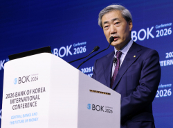 “韓 성장 굉장히 강력”...신현송, 금리인상 신호 또 보냈다