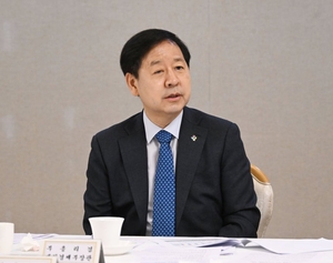 환율 1530원대 개장에…구윤철 “과도한 쏠림 즉시 조치”
