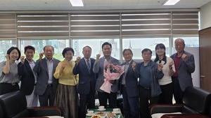 김학홍 문경시장 당선인, 취임 앞두고 통합 행보