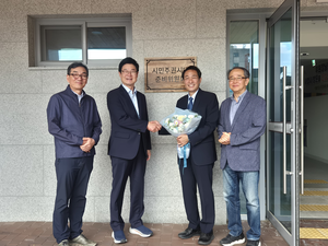 우상호·구자열 첫 정책 회동…3000억 드론기업 유치·종축장 개발 공조 시동