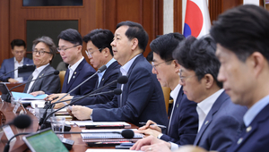 구윤철 “전기·가스 등 주요 공공요금 하반기 동결”