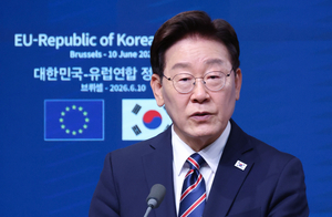 李대통령, “초과이익 분배론…기본소득 도입이 대안될 수도”