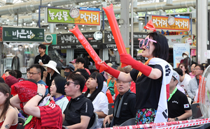 월드컵 개막에도 매장 중계 가이드라인 ‘무방침’…소상공인 혼란 가중