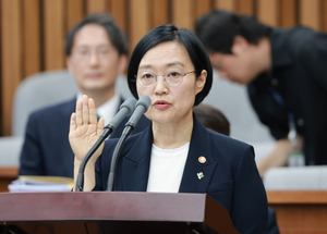 한성숙 청문회 첫날…여야, ‘부동산·안보관’ 놓고 충돌