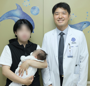 세브란스병원 “생후 14일 신생아, 간과 소장 연결 ‘로봇 카사이 수술’ 성공”