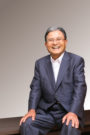 강병중 넥센그룹 회장, 넥센타이어 144만株 부산대에 기부