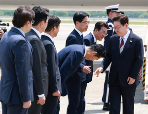 이쯤되면 고의?… 李 민생 드라이브마다 재 뿌리는 정청래