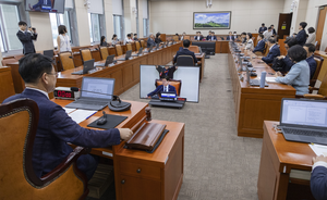 기후특위도 멈춰…국힘 불참에 탄소중립법 개정 논의 무산