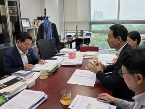 최정호 익산시장, 국회 방문...국가예산·현안 해결 총력
