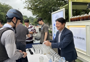 한국마사회, 폭염 대응 강화…경주마·종사자 안전관리 총력