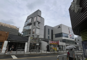 “곧 나가야죠” 오르는 임대료에 밀려나는 서촌 동네 가게들