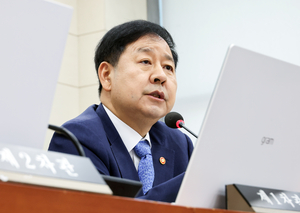 정부, 실거주 1주택 세 부담 낮추고 비거주·다주택 강화…대출 총량규제는 유지