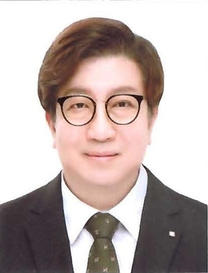 [신율의 정치 내시경] 선을 넘은 민주당 전당대회, 그 이후가 더 문제다
