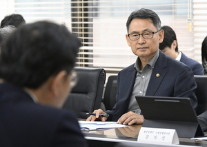 24시간 외환시장 개장 “야간 거래 늘린다”…정부, MSCI 선진국지수 편입 속도