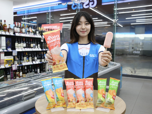 [유통가 NOW] CU 데일리패션뉴스 MOU·GS25 라라스윗 쫀득바 400만개…롯데리아·팀홀튼·BBQ·고메드갤러리아