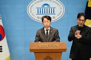 전재수 “사직야구장 예산 늘렸다”…국민의힘, 허위사실 고발