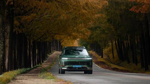 “100km 연료비가 단 2960원”…가을철 주말 낮 전기차 충전비 ‘휘발유 5분의 1’