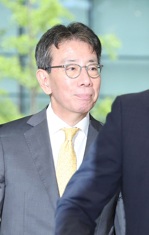 “김재관·구본욱 누가 남나”...이재근 발탁이 던진 첫 숙제 [새판 짜는 KB]